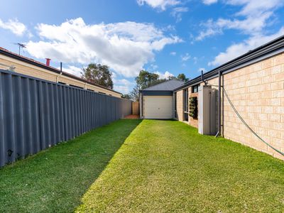 42 Achiever Avenue, Port Kennedy
