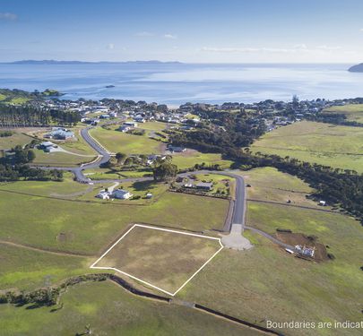 12 Amelie Place, Coopers Beach