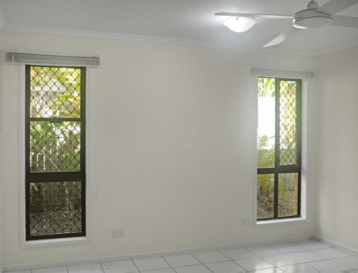 Spacious living in Tewantin image 9