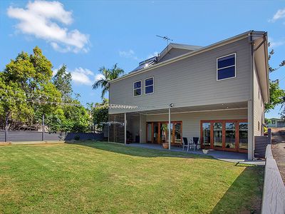 10 Holdsworth Road, North Ipswich
