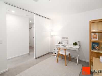 404 / 1 Anthony Rolfe Avenue, Gungahlin