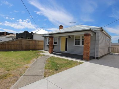 10 Clonard Avenue, Geelong West