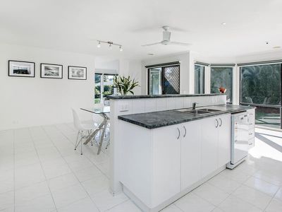 22 Fairway Crescent, Mccrae