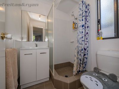 19 Wambiri Close, South Lake