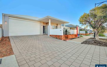 11 Casitas Street, Champion Lakes