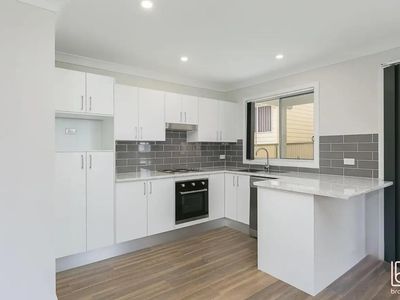 26A Campbell Parade, Mannering Park
