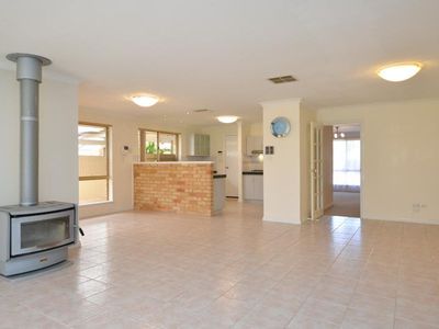 4 Heston Court, Somerville