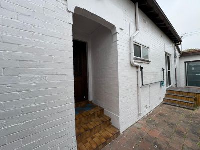 3 / 4 Queensbury Road, Penshurst