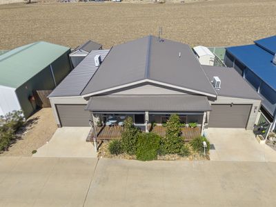 8 Lorikeet Drive, Tocumwal