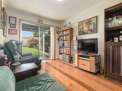 70 Ashleigh Avenue, Frankston