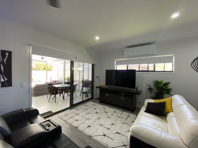 8A Layde Court, Urangan