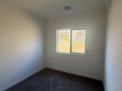 22 Lodge Way, Werribee