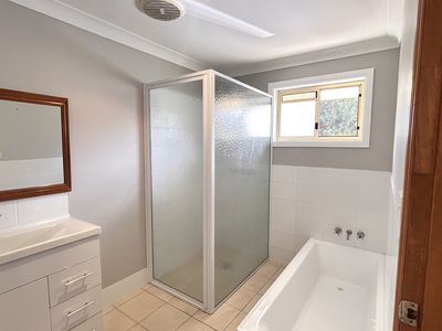 1B Gwen Close, Emerald Beach