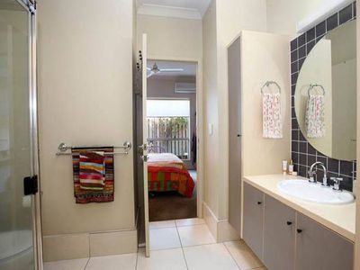 139 / 2 Grand Parade, Parrearra