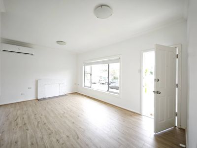 13 Yuruga Avenue, Doonside