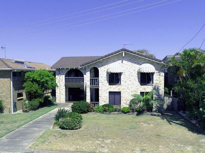 13 Surfriders Promenade, Forster