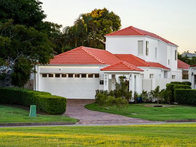 4907 Berkshire Crescent, Sanctuary Cove