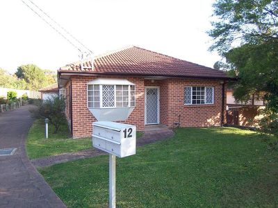 1 / 12 Deakin Street, West Ryde