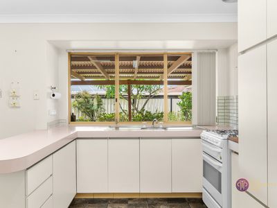 47 Lakesend Road, Thornlie