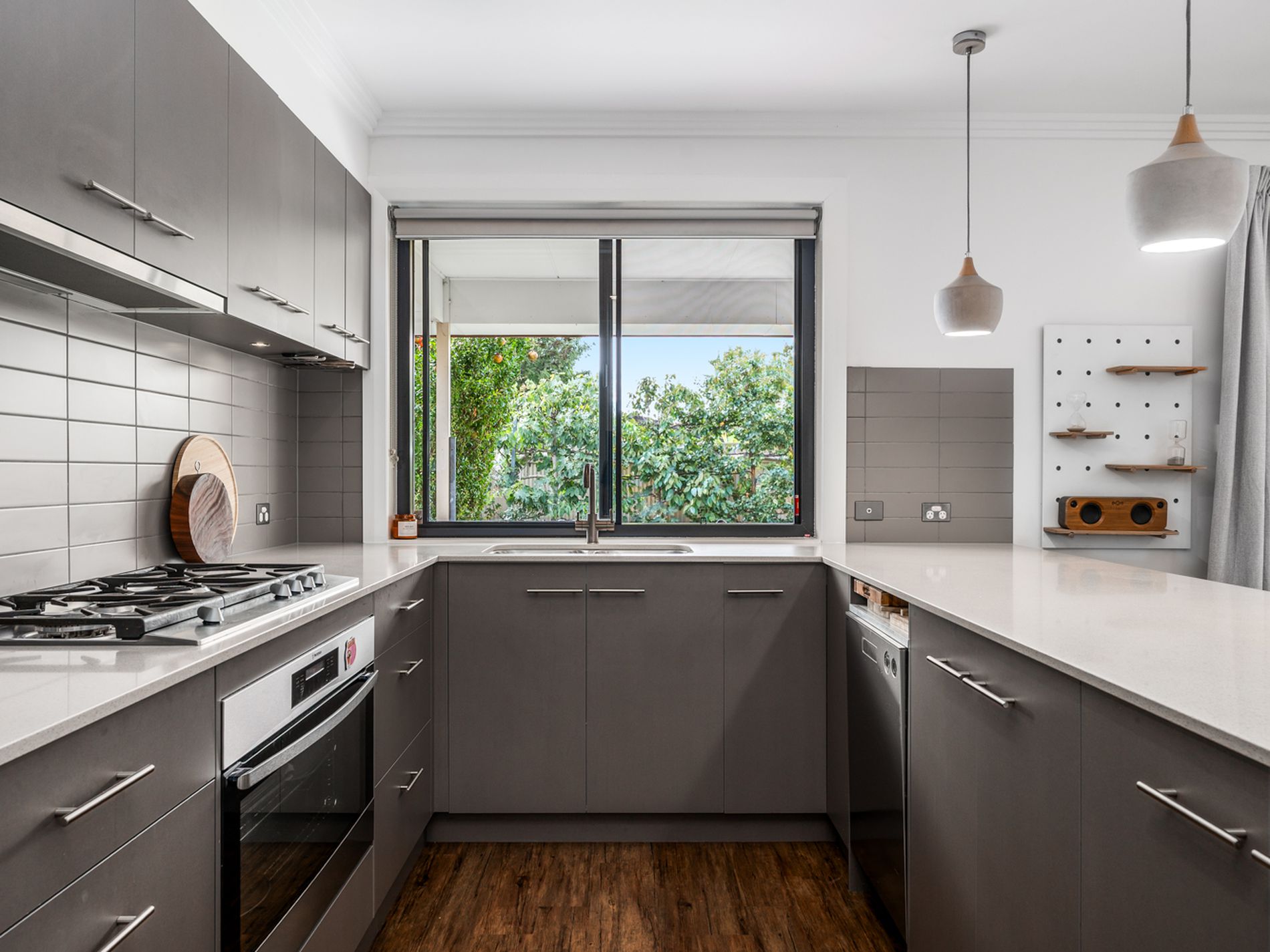 17 Maude Street, Glandore