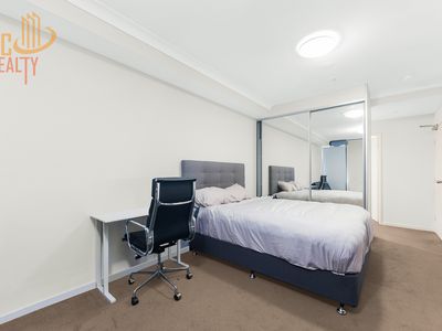 904 & 904a / 420 Macquarie Street, Liverpool