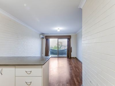 17 / 1055 Albany Highway, St James