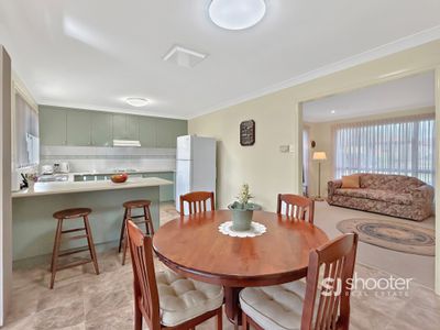 2B Gasnier Place, Dubbo