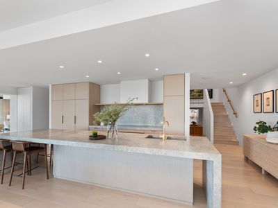 1 Balmoral Drive, Castle Hill