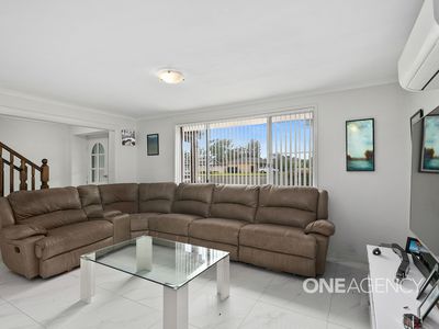 39 Cawdell Drive, Albion Park