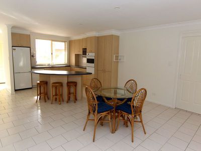 2 / 12 Cedar Grove, Forster