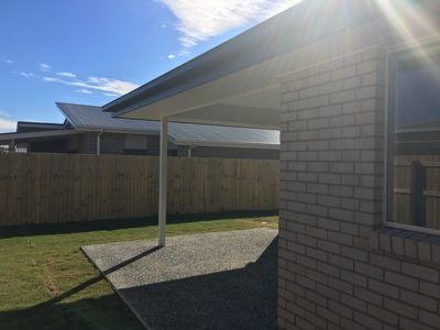 8 Firestone Avenue, Pimpama