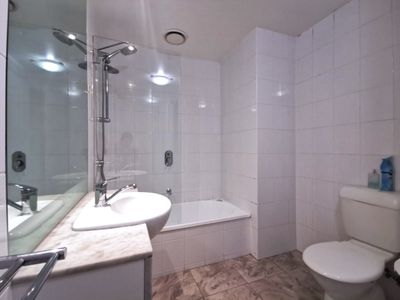 71 / 173 City Road, Southbank