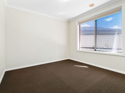 24 JACKA STREET, Wodonga