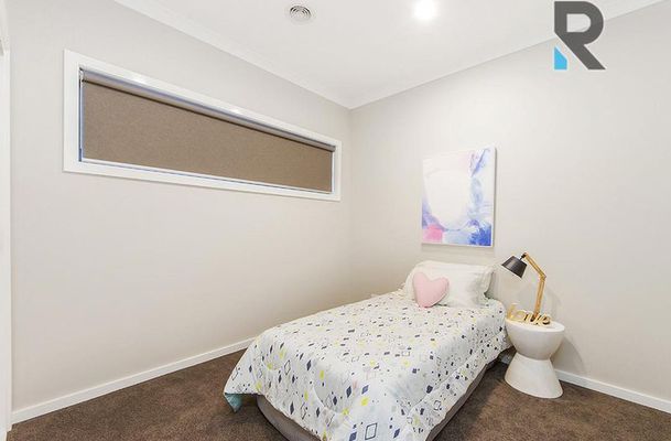 52 Lucy Crescent, Greenvale