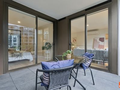206 / 21 Challis Street, Dickson
