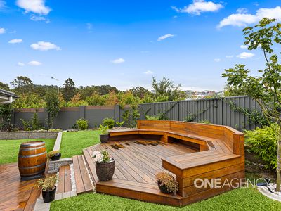 1 Honeybee Crescent, Calderwood