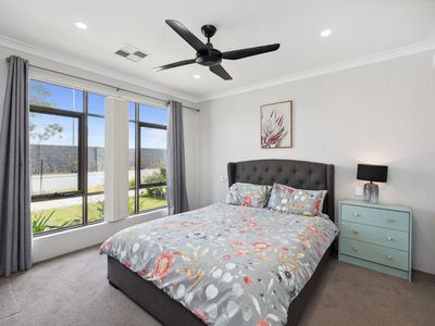 56 Hickman Drive, Piara Waters