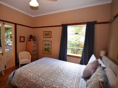 12 Lakeside Avenue, Mount Beauty