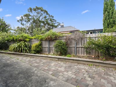 1 / 12  Thorp Street, Cygnet