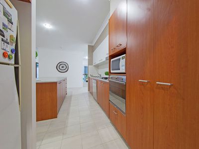 11 Mossvale Drive, Wakerley