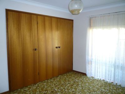 8 Wyoming Avenue, Burrill Lake