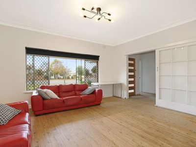 977 Waugh Rd, North Albury