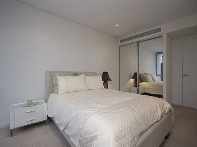 17 / 23 Bow River, Burswood