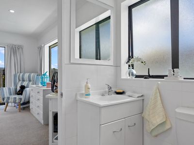 19 Raabia Close, Parakai