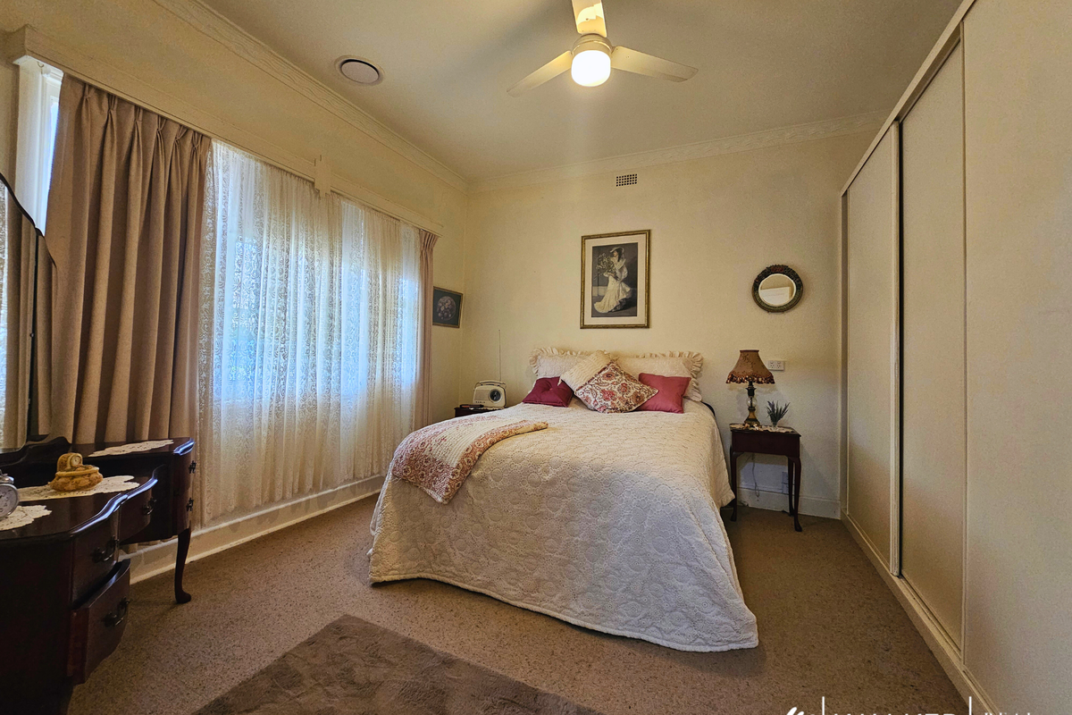 16 Saunders Street, Kyabram