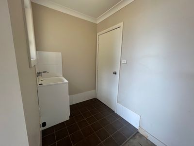 8B Thornett Place, Dubbo