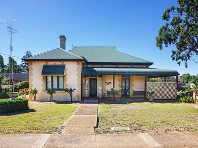 36 Grenfell Street, West Wyalong