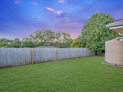 8 Kyah Close, Kallangur