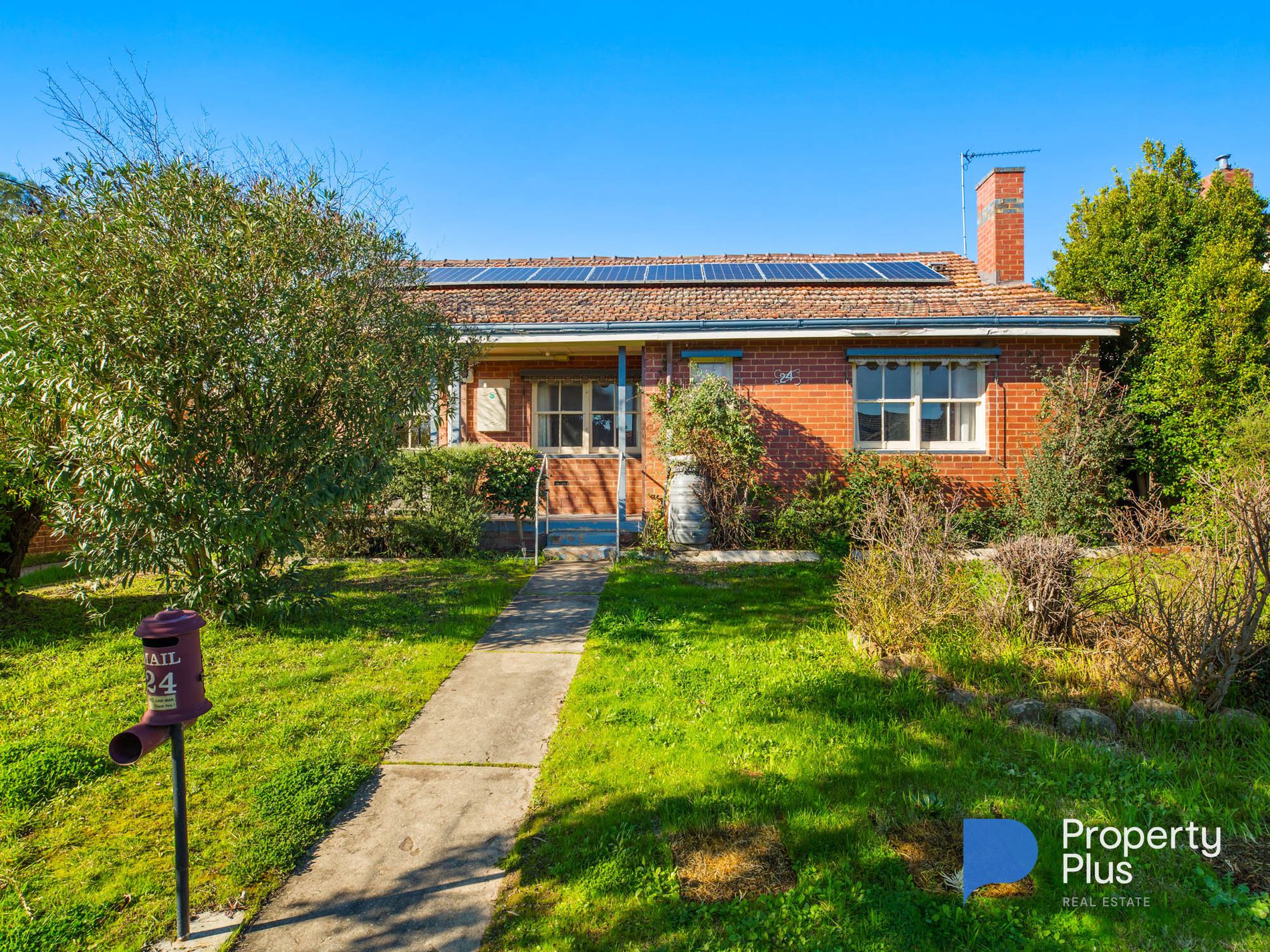 24 Churchill Avenue, Flora Hill