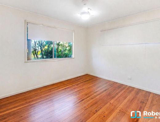 Water Views from the Block, Exceptional Shed Space & Endless Potential image 9